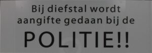 Deurbordje BIJ DIEFSTAAL AANG. g/z