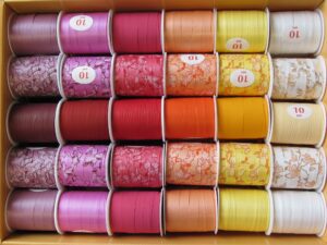 Cadeaulint 10mm x 10 meter assorti